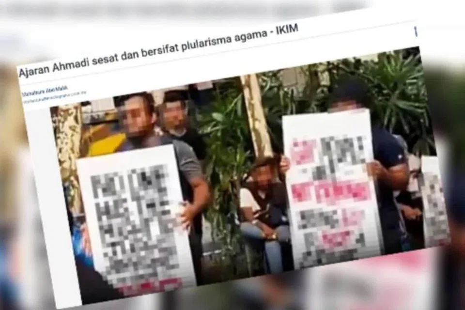 Ajaran sesat yang dikenali sebagai, ‘The Ahmadi Religion Peace and Light’, atau ‘Ahmadi Agama Keamanan dan Cahaya’, tular di media sosial di Malaysia baru-baru ini.