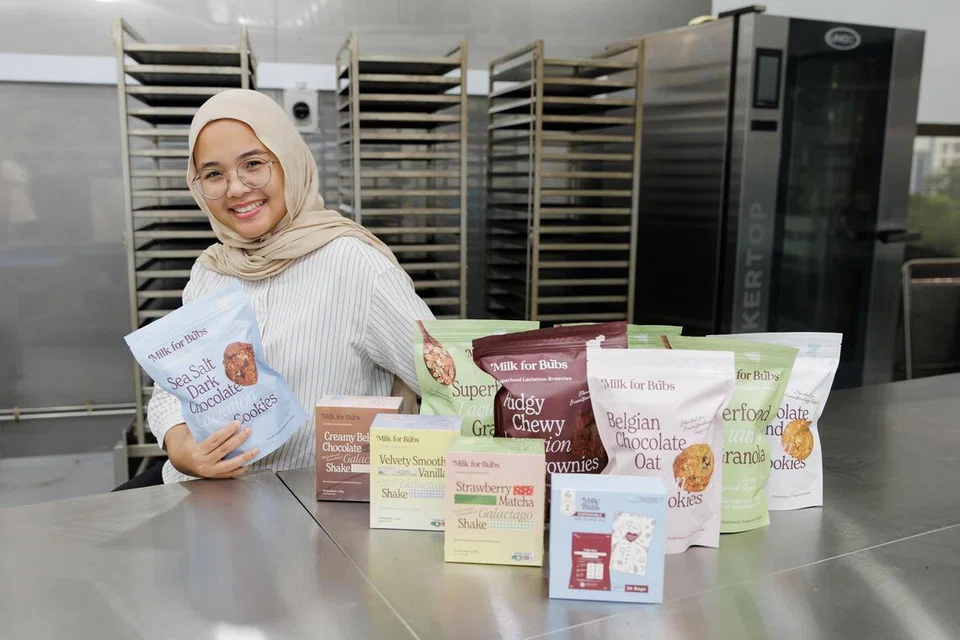 Pemilk Milkforbubs, Cik Siti Khairunnisa Zulkifle, 34 tahun yang menghasilkan produk laktasi bagi membantu ibu menyusu.