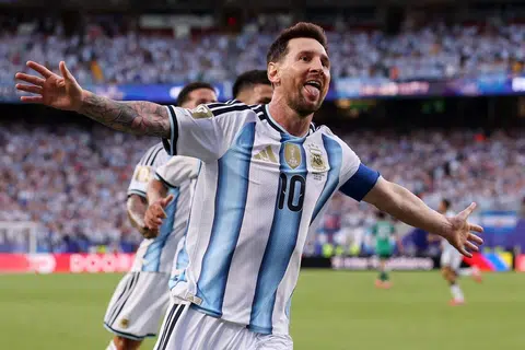 Lionel Messi, Piala Dunia 2026, bola sepak Argentina