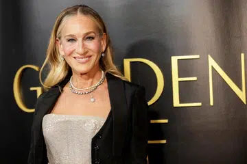 Pelakon yang juga penerbit televisyen Amerika, Sarah Jessica Parker, mengatasi kesulitan melihat dan membaca 150 buku dengan masalah penglihatan kabur ketika diundang sebagai pengadil anugerah kesusasteraan dan cereka, ‘Anugerah Booker 2025’.