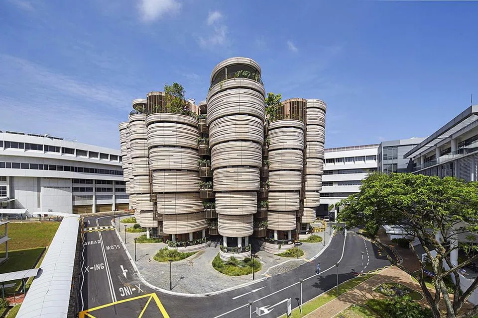  Universiti Teknologi Nanyang (NTU). 