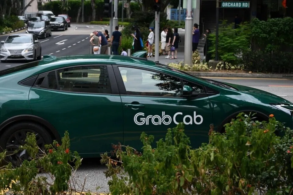 grab, tambang, 50 sen, naik