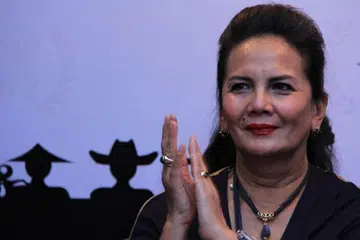 JIWA TERISI DENGAN FILEM: Penerbit dan pelakon veteran Indonesia, Christine Hakim, merasai nikmat menceburi bidang perfileman yang sudah disifatkan sebagai gedung ilmu tentang kemanusiaan. - Foto REPUBLIKA