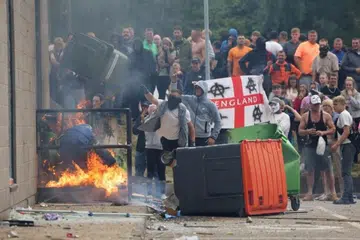 Aksi penunjuk perasaan antipendatang di Britain yang mencetuskan kekhuatiran para pemimpin Eropah.