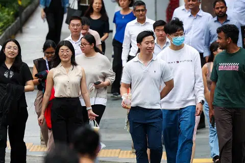 sentimen pengambilan pekerja, pasaran kerja Singapura, tinjauan pengambilan pekerja