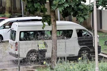 Inspektor Stesen (SI) Jeff Tan, pegawai penyiasat Polis Trafik (TP), memberitahu mahkamah bahawa kamera dalam bas mini itu mungkin tidak merakam nahas tersebut atau kad memorinya rosak.
