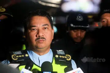 Pengarah Kanan Penguatkuasa Jabatan Pengangkutan Jalan (JPJ), Encik Muhammad Kifli Ma Hassan.