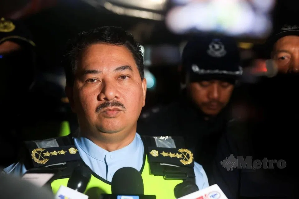 Pengarah Kanan Penguatkuasa Jabatan Pengangkutan Jalan (JPJ), Encik Muhammad Kifli Ma Hassan.
