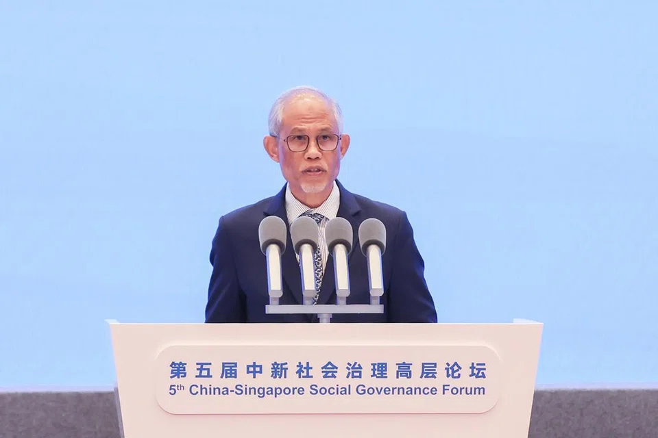 Menteri Pembangunan Sosial dan Keluarga, Encik Masagos Zulkifli Masagos Mohamad, menyampaikan ucapan di Forum Tadbir Urus Sosial Singapura-China kelima yang diadakan pada 20 April di Westlake Villa Hangzhou.