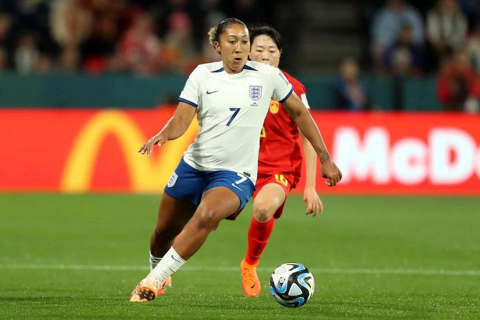 PERSEMBAHAN ‘ISTIMEWA’: Penyerang muda England, Lauren James, mendapat pujian jurulatih Sarina Wiegman setelah beliau menunjukkan aksi cemerlang membantu England tewaskan China 6-1, dan mara ke pusingan 16 pasukan terakhir. 
