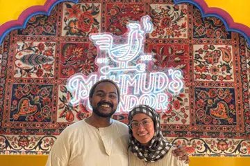 Pengasas dan pasangan suami isteri Encik Siraj Aziz dan Cik Nasyirah Parveen di sebalik jenama tempatan terkenal, Mahmud’s Tandoor, yang terletak di Kandahar Street.