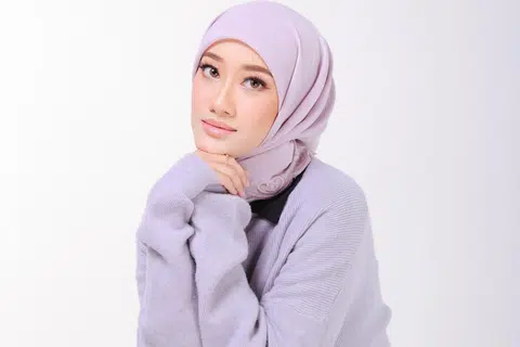 Penyanyi Malaysia, Dalia Farhana, menyentuh jiwa ramai dengan lagu, ‘Beban’, tentang hubungan dengan insan istimewa yang mula renggang.