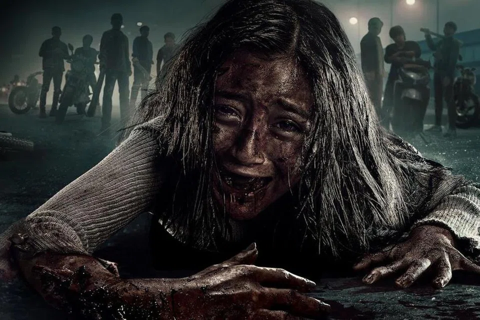 Filem seram, ‘Vina: Sebelum 7 Hari’, adalah kerja seni yang unik kerana ia berdasarkan kisah sebenar pembunuhan kejam, Vina Dewi Arsita, di Cirebon pada 2016, yang sehingga kini, belum menemui jalan penyelesaian.