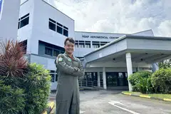 IMPIAN TERCAPAI: Juruterbang Pengangkutan RSAF, Leftenan Muhammad Mohamad Nasir, merupakan salah seorang yang melalui program Pembedahan Refraktif Kornea (CRS), untuk membetulkan penglihatannya.