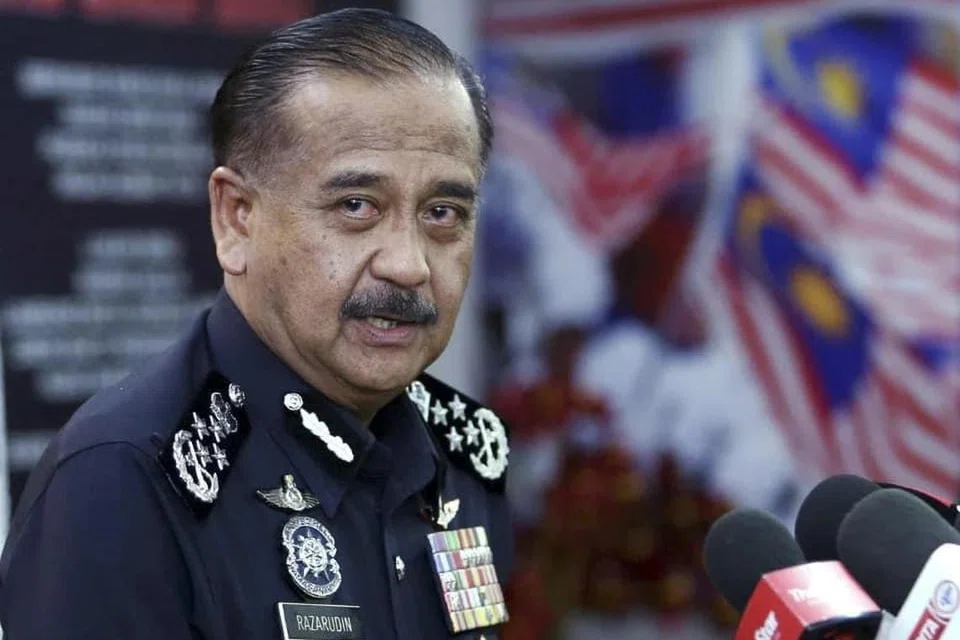 TEGAS AMANAH: Ketua Polis Negara, Tan Sri Razarudin Husain, mengingatkan pegawai dan anggotanya supaya tidak melanggar undang-undang sepanjang menjalankan tugas dan menjaga integriti pasukan keselamatan.