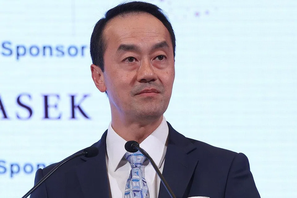 - Menteri Negara Kanan (Kemampanan dan Sekitaran merangkap Tenaga Manusia), Dr Koh Poh Koon.