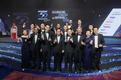 10 pemenang Anugerah Enterprise 50 terbaik pada 2024 bersama tetamu terhormat, Timbalan Perdana Menteri, Encik Heng Swee Keat (depan, empat dari kiri), pada 25 November 2024.