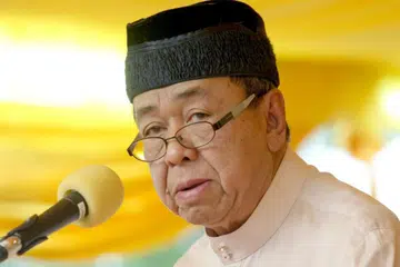 Sultan Selangor, Sultan Sharafuddin Idris Shah.