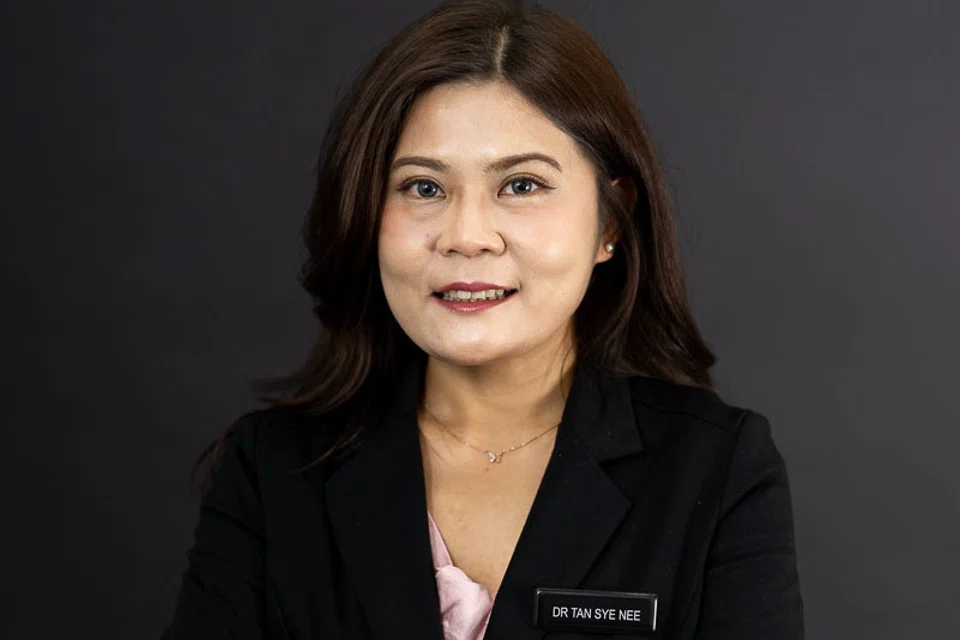 Dr Tan Sye Nee,