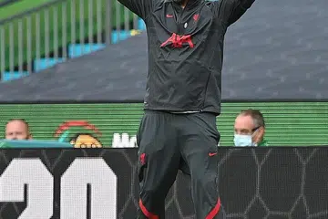 PEMBELIAN TIDAK JAMIN KEMENANGAN: Pengurus Liverpool Jurgen Klopp berkata pembelanjaan besar semasa tempoh pemindahan tidak menjamin kejayaan kelab. - Foto EPA-EFE