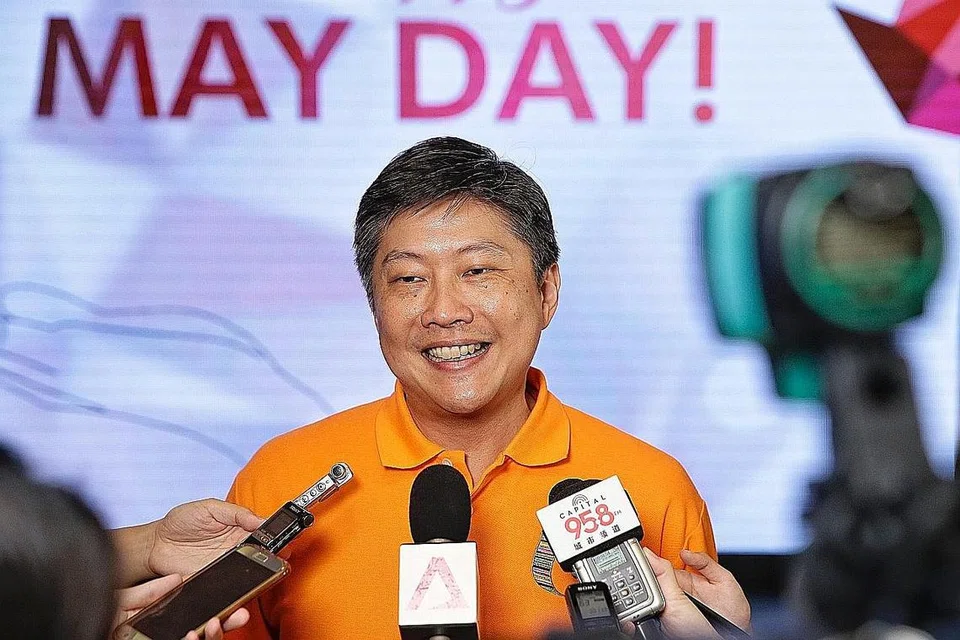 "Ya, kami telah mengadakan perbincangan dan mengalu-alukan masa itu. Apabila sudah tiba masanya, saya pasti akan mengumumkan kepada semua." - Encik Ng Chee Meng apabila diminta mengulas jika beliau telah bertemu Encik Chan Chun Sing