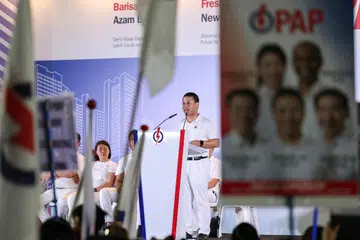 Pasukan Parti Tindakan Rakyat (PAP) bagi GRC West Coast-Jurong West, yang diketuai Menteri Pembangunan Negara Desmond Lee, menang selesa 60.01 peratus undi ke atas Parti Kemajuan Singapura (PSP) pada Pilihan Raya Umum 2025.