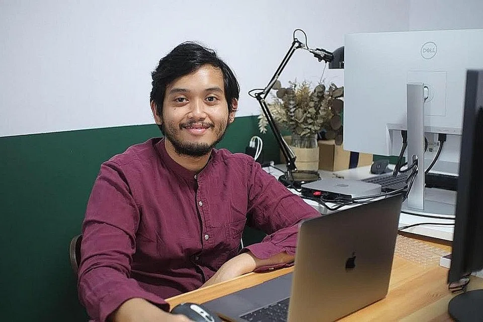 JELAJAH ISI HATI MANUSIA: Encik Afiq Jaafar menulis naskhah dan mengarah siri drama ringkas 'Mirage', yang menjejak kehidupan lima individu yang tersepit dengan isu prinsip apabila berdepan dengan masalah. - Foto VIDDSEE
