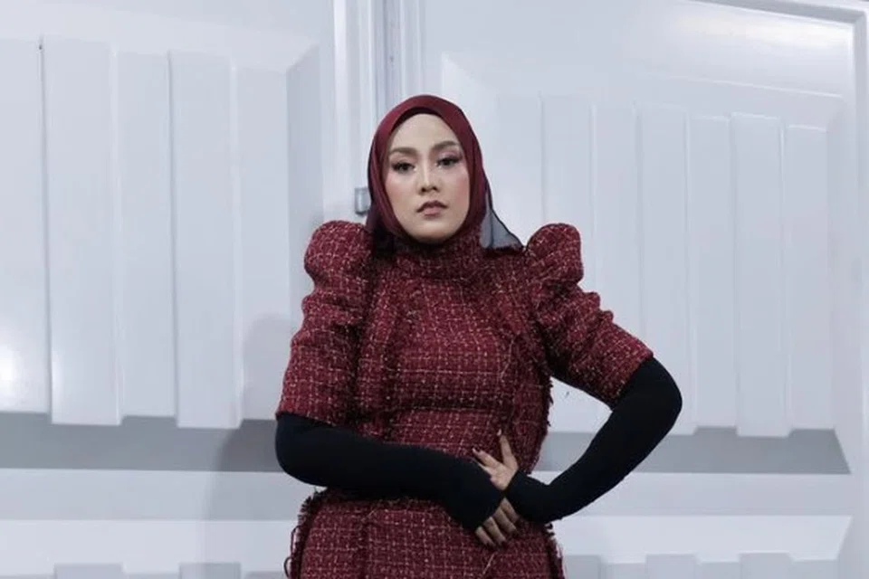 Shila Amzah, Amy Search