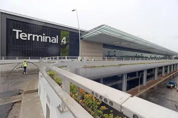 Singapura sedang bersedia bagi pertumbuhan pengangkuta udara dengan rancangan membuka terminal penumpang keempat tahun depan dan landasan ketiga menjelang awal 2020-an.