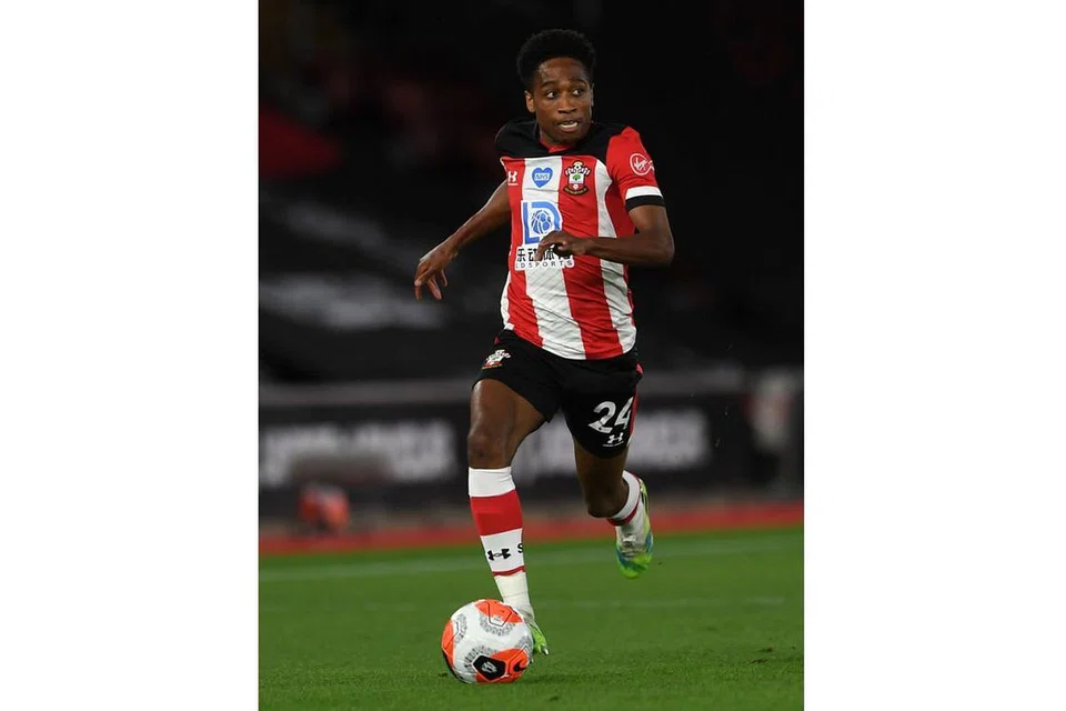 KEKAL SELEPAS DIPINJAMKAN: Pemain Spurs, Kyle Walker-Peters, pula akan kekal di Southampton selepas menandatangani kontrak untuk menyertai kelab itu bagi musim baru. - Foto AFP
