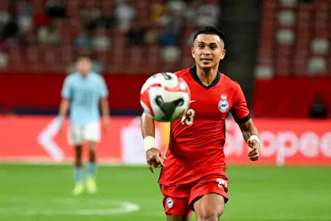 Penyerang Singapura, Taufik Suparno.