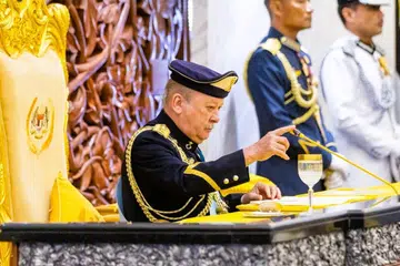 Tentera, rasuah, diburu, Agong