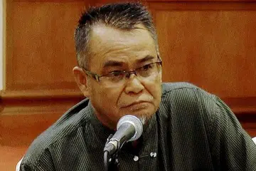 Encik Abdul Manaf berkata pengganasan yang semakin teruk dan tidak masuk akal yang dilakukan Al-Qaeda membuat beliau berhenti menyokong mereka. 