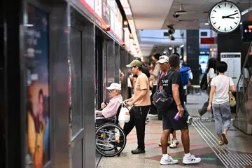 Kadar ketepatan masa kereta api secara keseluruhan merentas lima laluan MRT mencatat penurunan sedikit kepada 99.29 peratus pada Julai, berbanding 99.32 peratus pada Jun.
