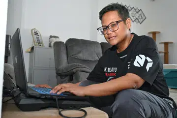 Cik Aspalela Mohammed Hattah menghasilkan podcastnya, ‘Aku Pernah Alami’ di Spotify pada Mei untuk memberi ruang kepada pesakit barah berkongsi pengalaman hidup mereka.