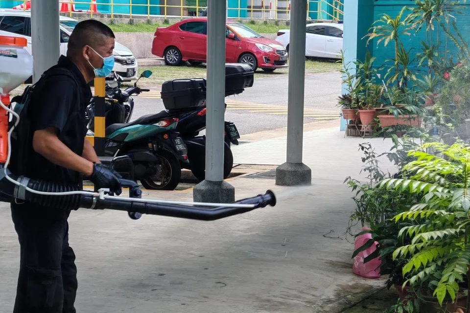 woodlands, zika, kerja penyemburan, marsiling-yew tee GRC, cegah