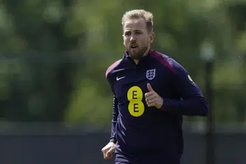 Kapten pasukan England, Harry Kane, gigih berlatih di Jerman menjelang pertandingan Euro 2024 menentang Serbia pada 16 Jun.