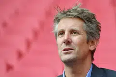 KEADAAN STABIL: Edwin van der Sar dikejarkan ke hospital kerana mengalami pendarahan otak semasa bercuti di Croatia pada 7 Julai.
