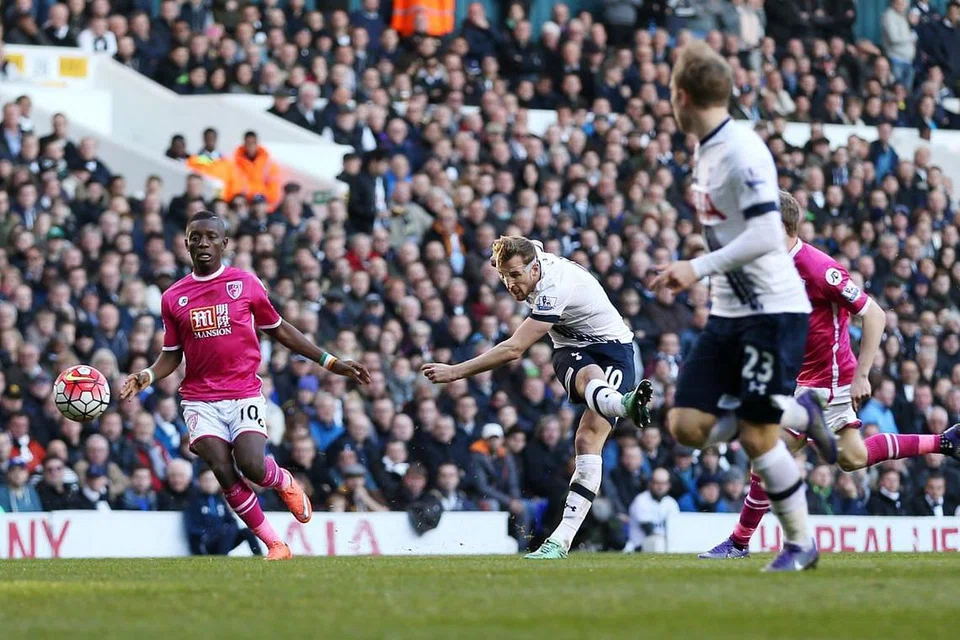 Harry Kene (nombor 10) menjaringkan dua gol dalam kemenangan 3-0 Tottenham Hotspur ke atas Bournemouth dalam perlawanan EPL di White Hart Lane pada Ahad (20 Mac).