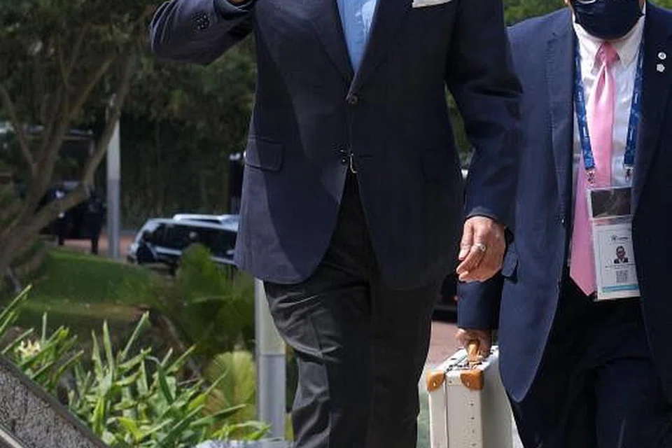 Sultan Hassanal Bolkiah, yang menaiki takhta pada 1967, sudah memerintah selama 54 tahun.