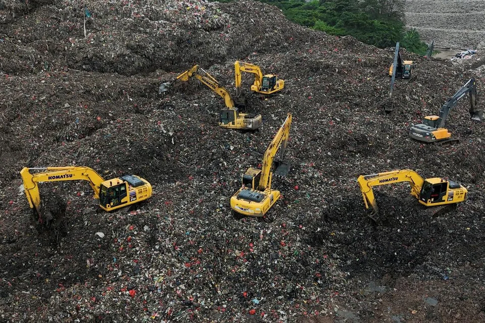 Runtuhan sampah Bantargebang, Jakarta, Basarnas, mangsa tertimbus sampah, krisis sampah Indonesia