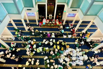 Majlis Khatam Al-Quran yang berlangsung sempena acara Hari Keluarga Daerah Barat, dihadiri 380 peserta. Ia diadakan di Dewan Solat Yam, Masjid Ar-Raudhah.