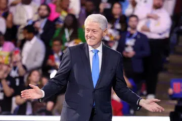 Mantan Presiden Amerika Syarikat, Encik Bill Clinton, tampil memberi ucapan bagi menyokong calon Presiden Demokrat, Cik Kamala Harris, pada hari ketiga  Konvensyen Nasional Demokrat, di Chicago pada 21 Ogos.