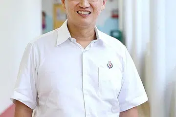 AP SMC MOUNTBATTEN: Encik Lim Biow Chuan menyangkal saranan WP mahu menyertakan penjualan tanah dalam perbelanjaan belanjawan. 