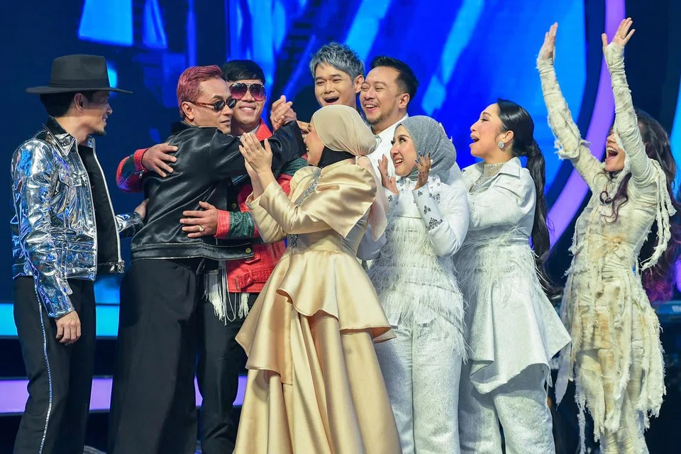 Bahang program kegemaran ramai terbitan Astro, ‘Gegar Vaganza’ Musim 12 (GV12), kian terasa apabila artis Singapura berkongsi pandangan mereka tentang program itu serta calon juara yang layak di mata mereka.