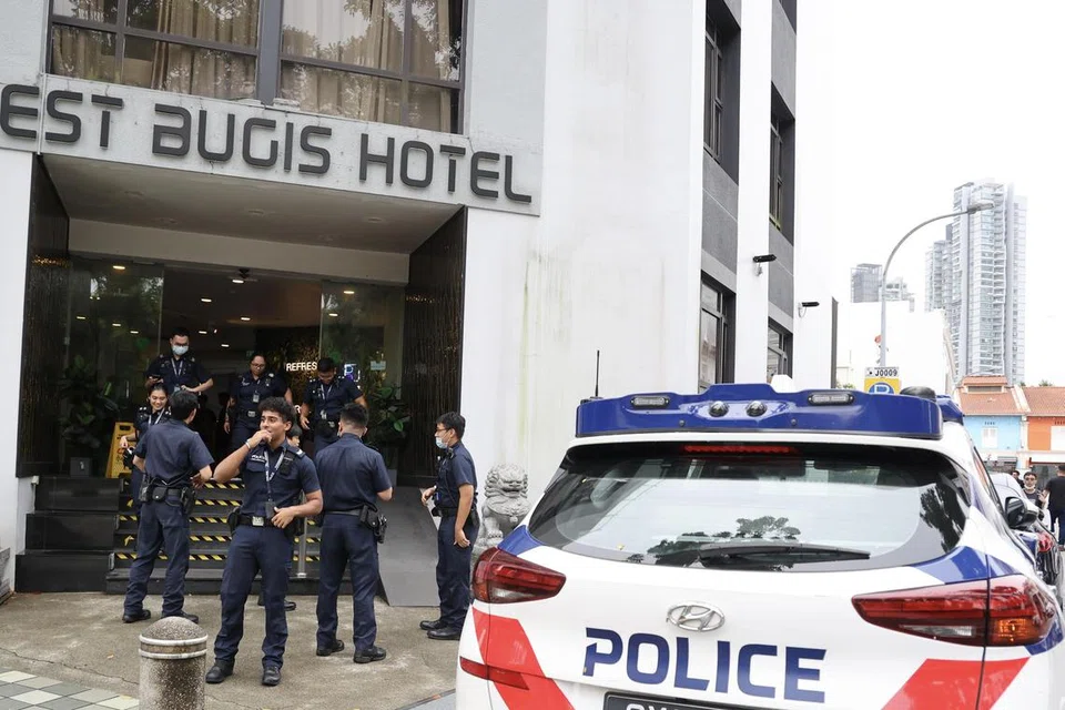 MASIH TIDAK SERIK: Di Hotel Rest Bugis inilah seorang remaja Indonesia menyerang dengan pisau sehingga menyebabkan dua mangsa cedera dalam kejadian pada Mac lalu. Dia diarahkan menjalani sekali lagi latihan di pusat pemulihan akhlak.