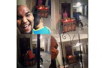 BERBAIK-BAIK SESAMA JIRAN: Pos yang ditulis selebriti Cef Bob mengenai jiran Cinanya yang meminta izin sebelum menyiapkan altar di depan pintu rumahnya (gambar utama) dipuji Encik K. Shanmugam dalam akaun Facebooknya. - Foto ihsan CEF BOB