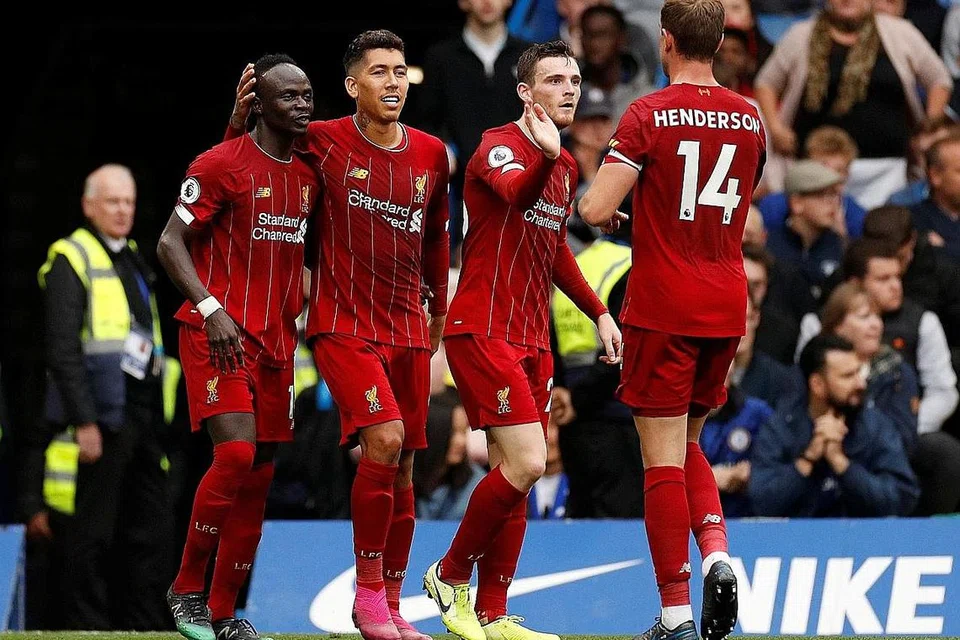 KEYAKINAN TINGGI: Pemain Liverpool (gambar atas) berharap dapat meneruskan rekod tanpa kalah mereka apabila berdepan dengan Leicester yang dipimpin Brendan Rodgers - Foto REUTERS