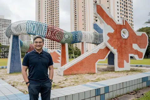 Anggota Parlimen (AP) GRC Bishan-Toa Payoh, Encik Saktiandi Supaat, bergambar di Taman Permainan Naga atau ‘Dragon Playground’ di kawasan Toa Payoh East.