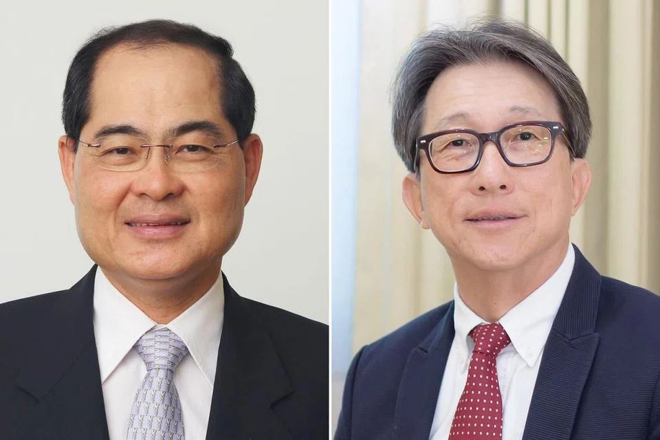 BERSARA: Encik Lim Hng Kiang (kiri) dan Encik Lim Swee Say (kanan) merupakan antara tiga menteri bersama Dr Yaacob Ibrahim yang akan bersara. - Foto MCI